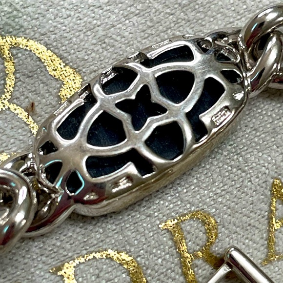 Kendra Scott Elaina Bracelet - Picture 4 of 6